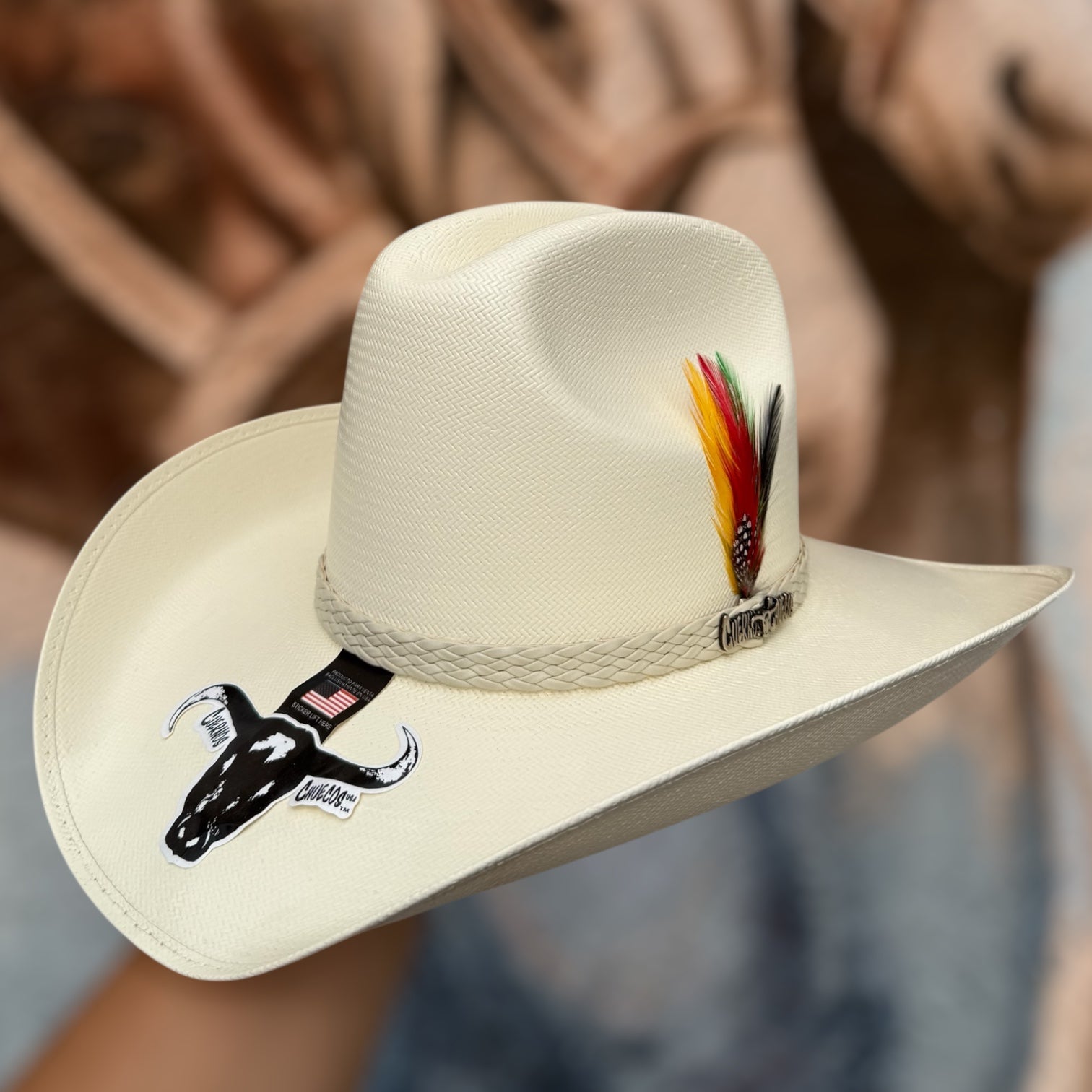 Sombrero 100X Cuernos Chuecos “Blanco” Estilo Jalisco Copa Alta 5.5” Falda 4.25”