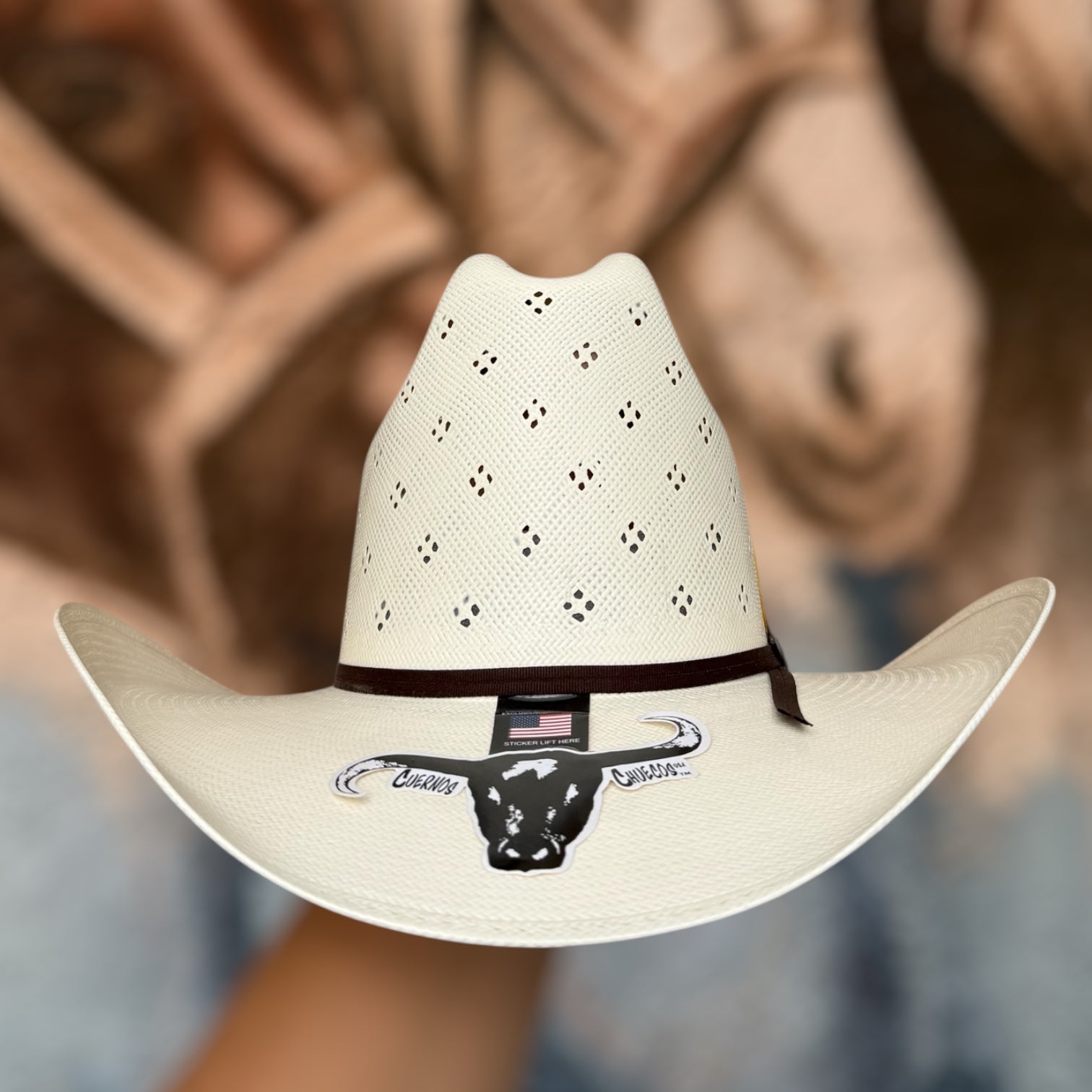 Sombrero 100X Cuernos Chuecos “Trebol” Estilo Jalisco Copa Alta 5.5” Falda 4.25”