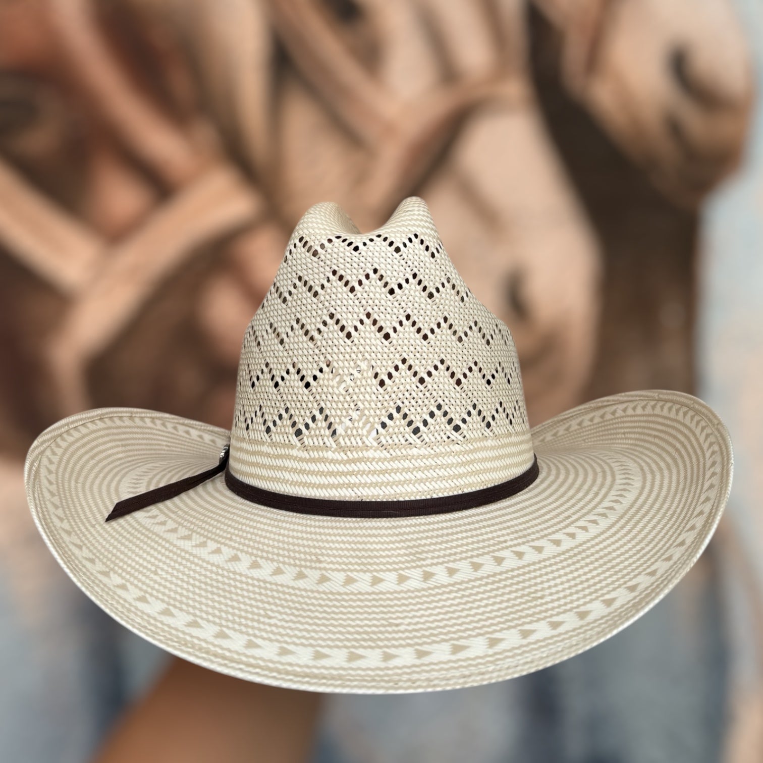 Sombrero 100X Cuernos Chuecos “ZigZag” Estilo Jalisco Copa Alta 5.5” Falda 4.25”