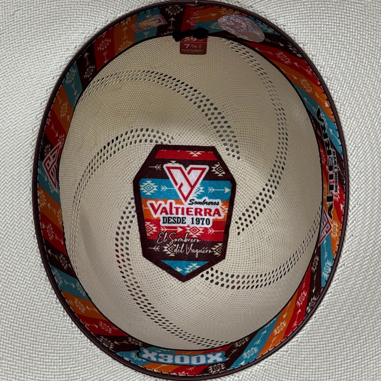 Sombrero Valtierra “Spiral” Open Crown Copa Regular 6” Falda 4.25”