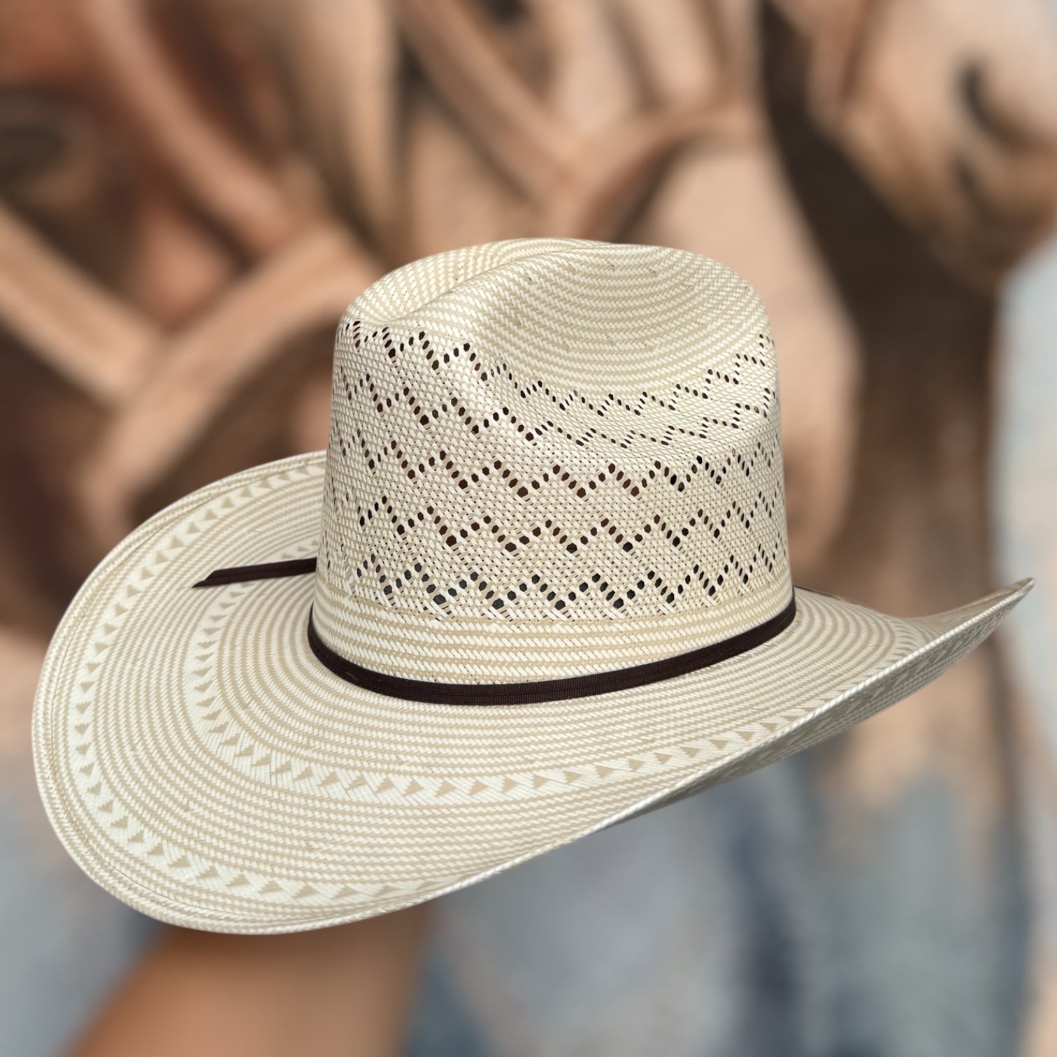 Sombrero 100X Cuernos Chuecos “ZigZag” Estilo Jalisco Copa Alta 5.5” Falda 4.25”