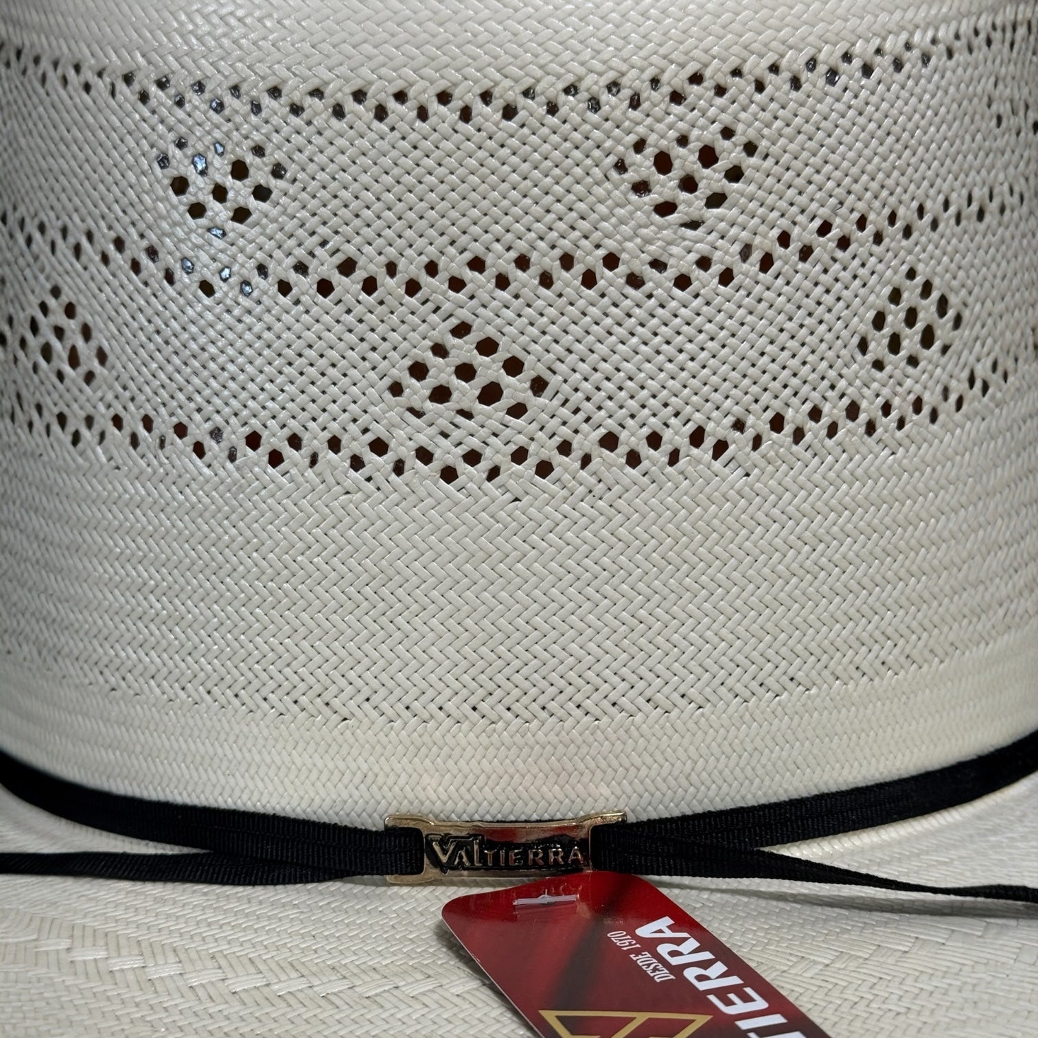 Sombrero Valtierra “Fresas con Crema” Open Crown Copa Alta 7” Falda 3.75”