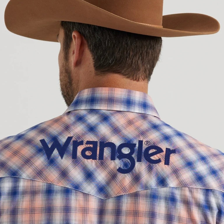 Men’s Wrangler Logo Western Long Sleeve Shirt Multicolor Plaid